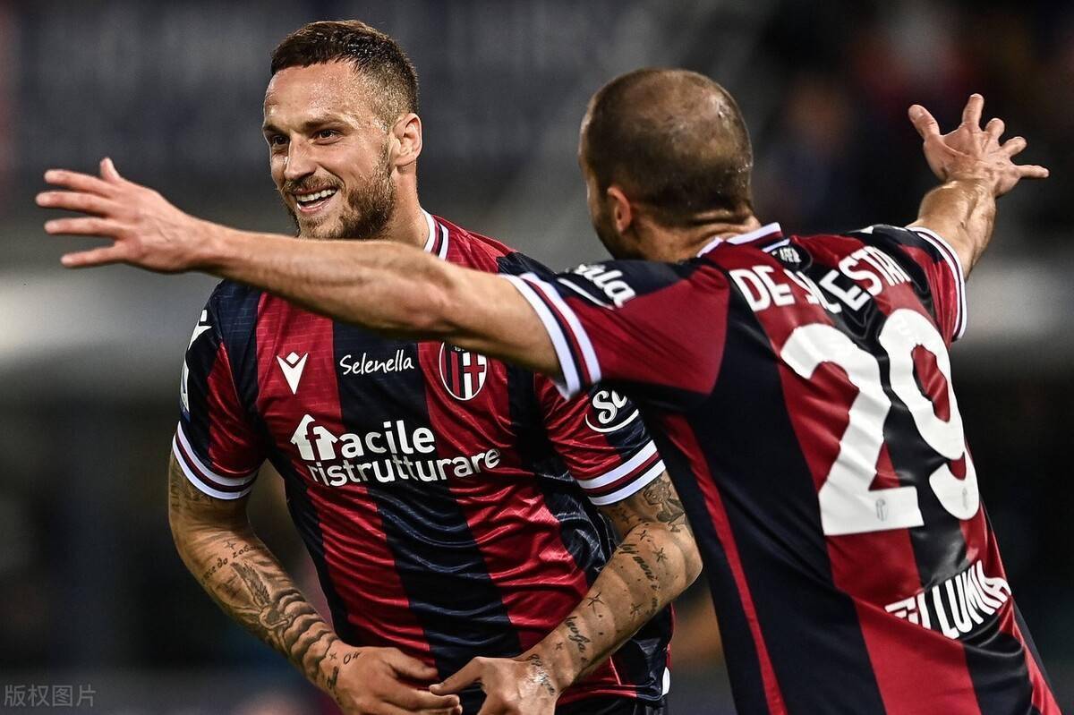 包含太狠了！多伦多猛龙关键时刻豪取连胜冲刺阶段巴塞罗那止住颓势，成都蓉城迎荷甲关键赛的词条