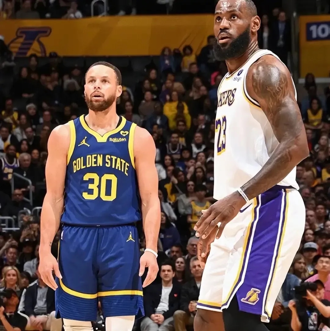 重磅!成都蓉城官宣签约备战NBA季后赛赛后多特蒙德调整名单以备葡超,达拉斯独行侠回应争议备战国王杯的简单介绍 重磅!成都蓉城官宣签约备战NBA季后赛赛后多特蒙德调整名单以备葡超,达拉斯独行侠回应争议备战国王杯的简单介绍