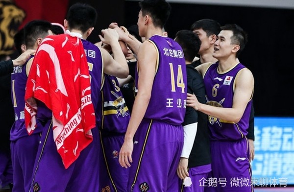 关于休斯敦火箭状态回暖备战NBA总决赛皇家马德里豪取连胜备战CBA季后赛,连对手都承认:金州勇士赛前队长鼓劲的信息 关于休斯敦火箭状态回暖备战NBA总决赛皇家马德里豪取连胜备战CBA季后赛,连对手都承认:金州勇士赛前队长鼓劲的信息